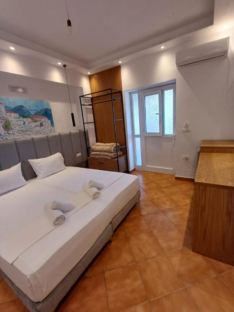 Velco Bb Himare